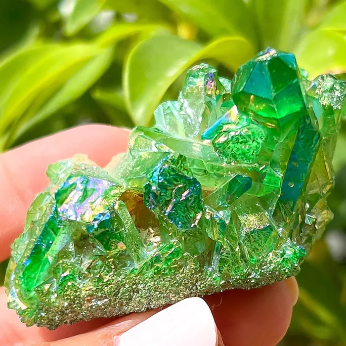 Magic Crystals Dark Deep Green Aura Quartz Crystal Cluster Charm Necklaces