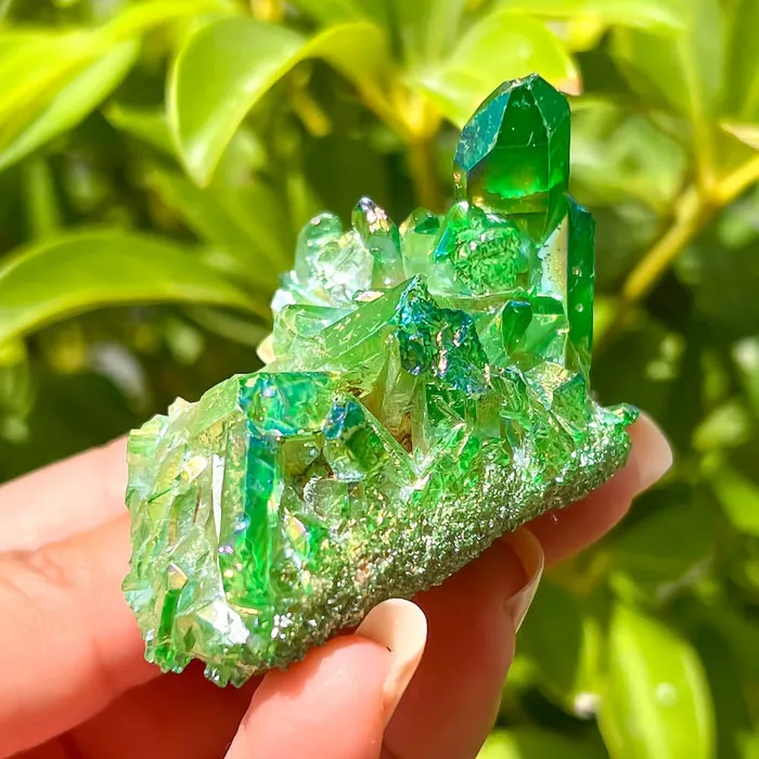 Magic Crystals Dark Deep Green Aura Quartz Crystal Cluster Charm Necklaces