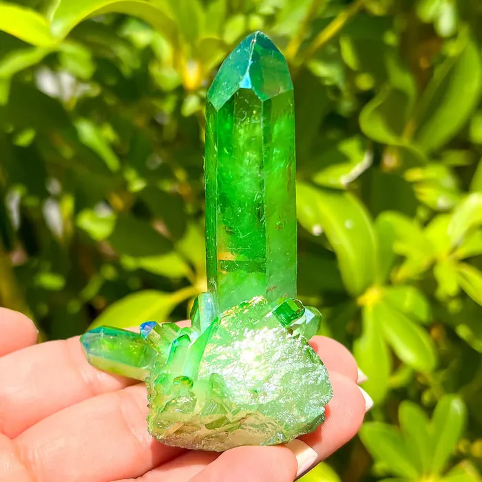 Magic Crystals Dark Deep Green Aura Quartz Crystal Cluster Charm Necklaces