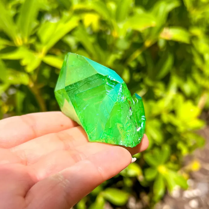 Magic Crystals Dark Deep Green Aura Quartz Crystal Cluster Charm Necklaces