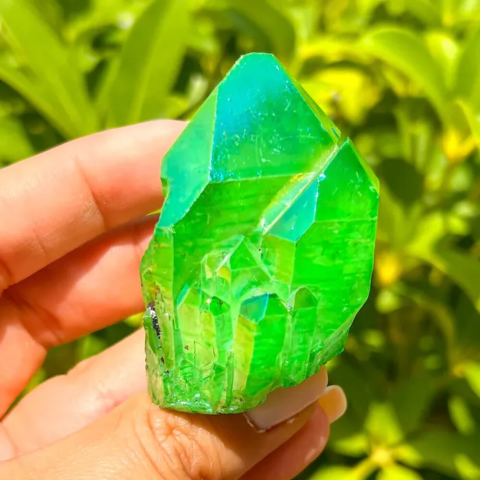 Magic Crystals Dark Deep Green Aura Quartz Crystal Cluster Charm Necklaces
