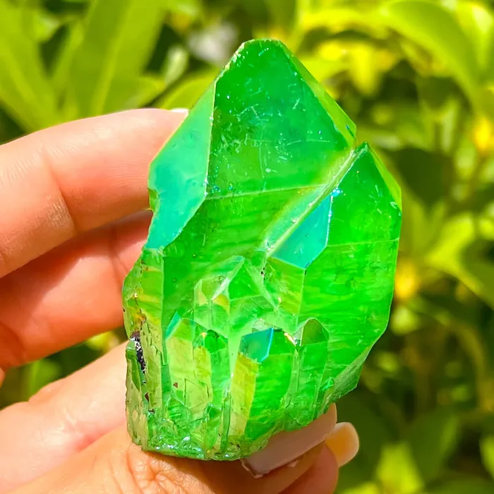 Magic Crystals Dark Deep Green Aura Quartz Crystal Cluster Charm Necklaces