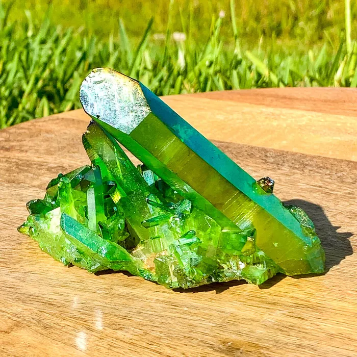 Magic Crystals Dark Deep Green Aura Quartz Crystal Cluster Charm Necklaces